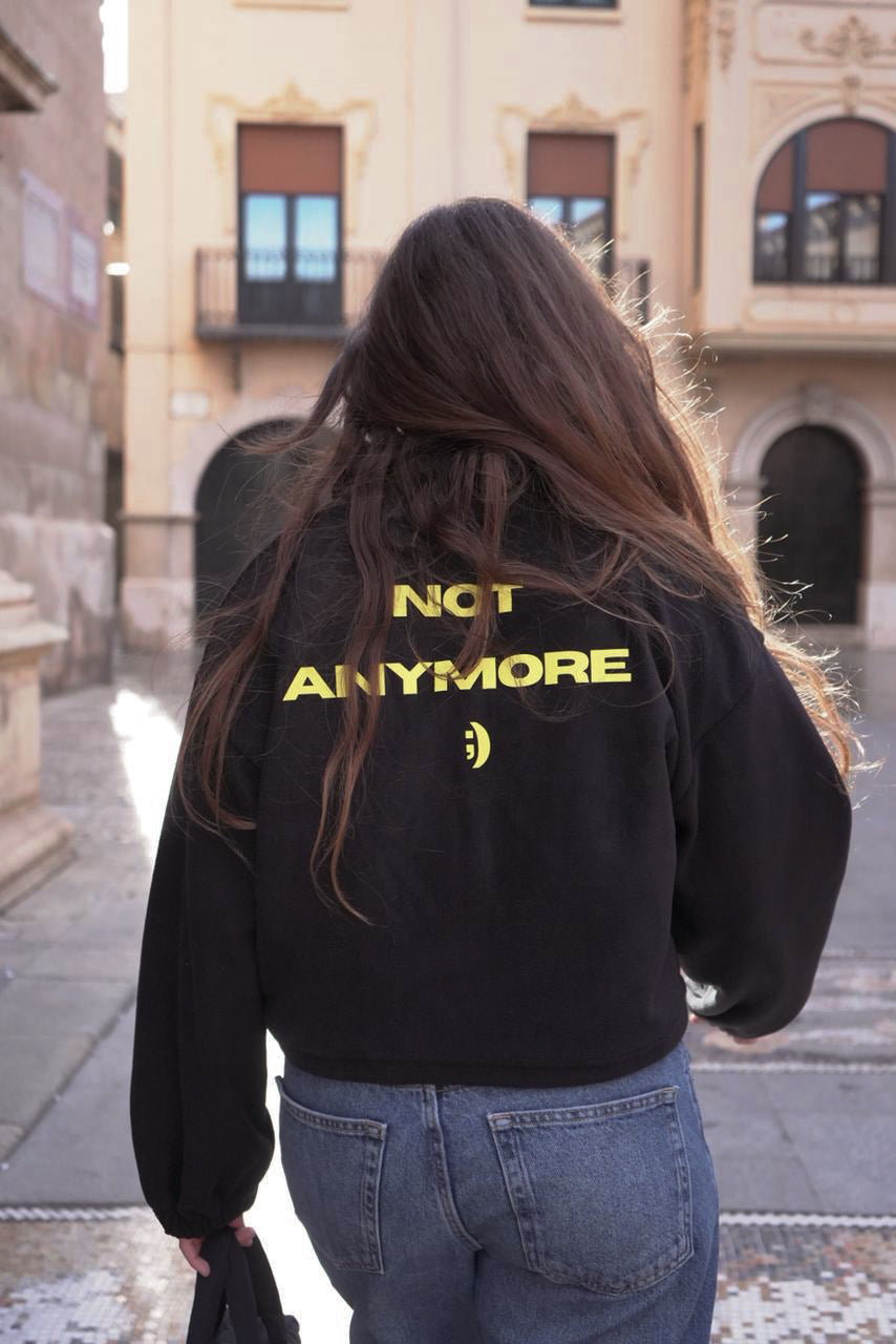 SUDADERA CROP POLAR NOT ANYMORE